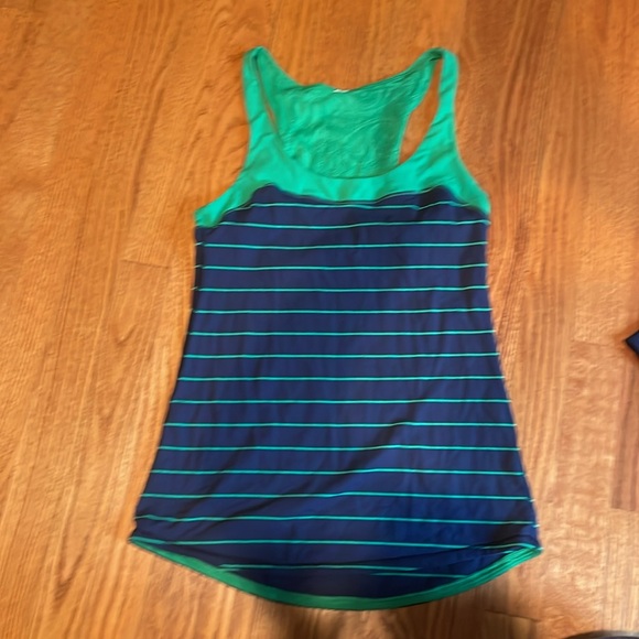 Lululemon Asana Jacket and Tank - Picture 7 of 13